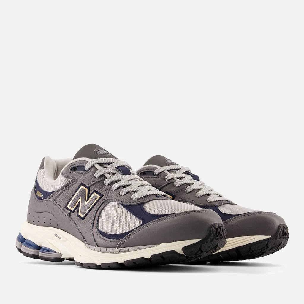 商品New Balance|New Balance Men's 2002 New Vintage Faux Leather Trainers,价格¥757,第4张图片详细描述