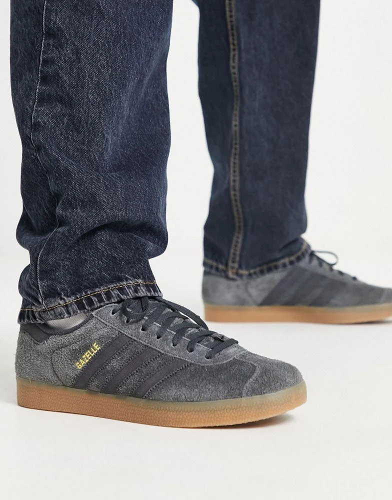 商品Adidas|adidas Originals Gazelle trainers in dark grey with gum sole,价格¥743,第2张图片详细描述
