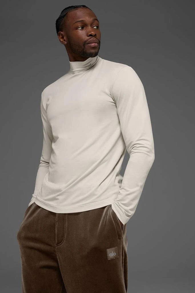 商品Alo|Conquer Reform Mock Neck Long Sleeve - White,价格¥747,第1张图片