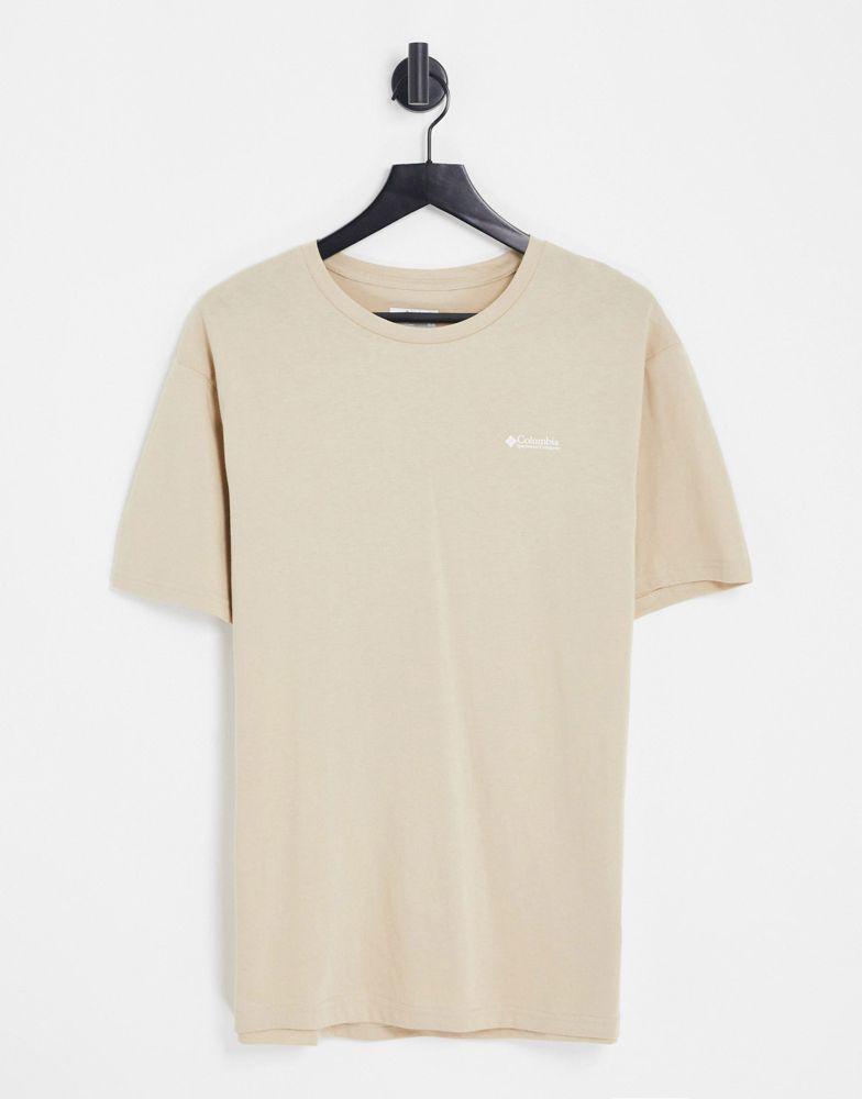 商品Columbia|Columbia Path Lake back print t-shirt in khaki Exclusive at ASOS,价格¥242,第5张图片详细描述