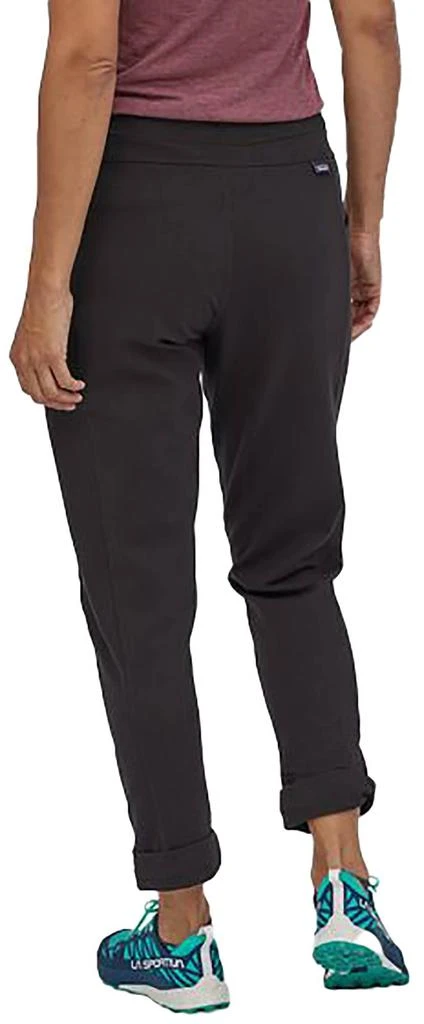 商品Patagonia|Patagonia Women's Organic Cotton Roaming Joggers,价格¥583,第2张图片详细描述