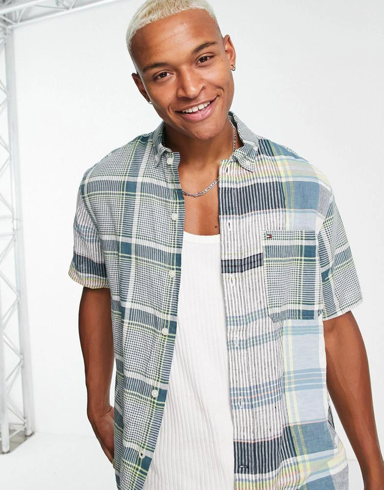 商品Tommy Hilfiger|Tommy Hilfiger madras blocking check short sleeve shirt in light blue,价格¥502,第1张图片