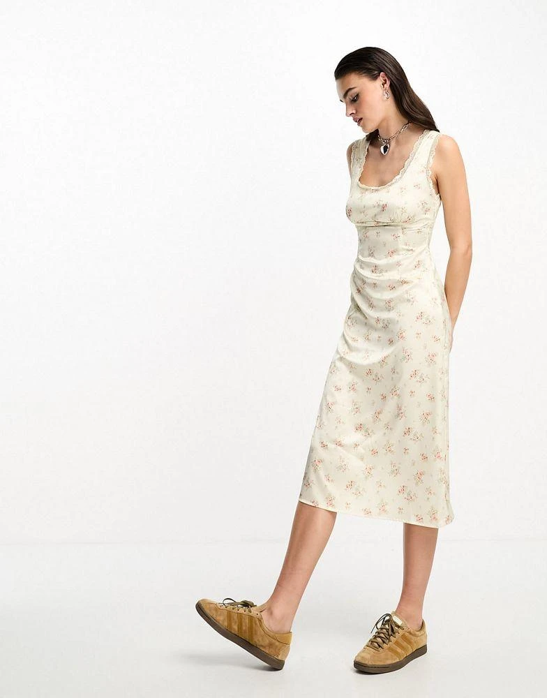 商品Motel|Motel midaxi round neck satin slip dress with lace trim in multi rose floral,价格¥250,第4张图片详细描述