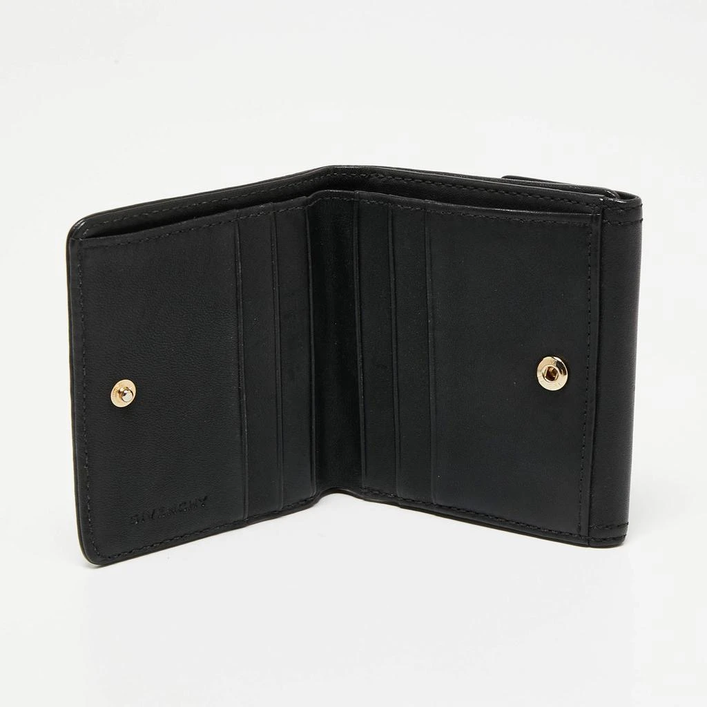 商品[二手商品] Givenchy|Givenchy Grey/Black Monogram Canvas Compact Wallet,价格¥890,第2张图片详细描述