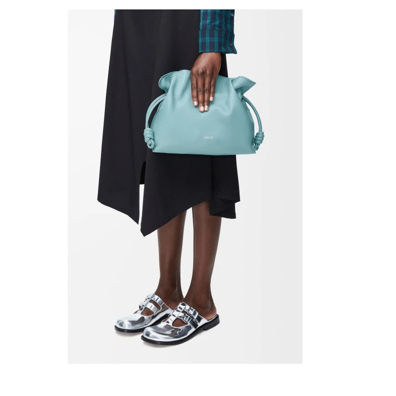 商品Loewe|【预售3-5天】LOEWE/罗意威 女士蓝色小牛皮单肩包,价格¥17132,第4张图片详细描述