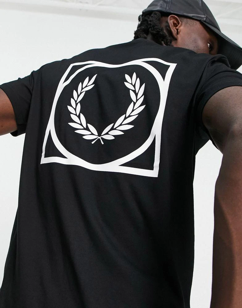 商品Fred Perry|Fred Perry graphic back print t-shirt in black,价格¥267,第3张图片详细描述