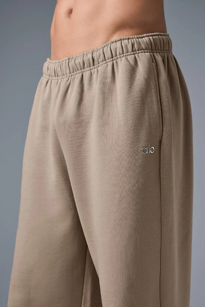 商品Alo|Accolade Straight Leg Sweatpant - Gravel,价格¥673,第4张图片详细描述