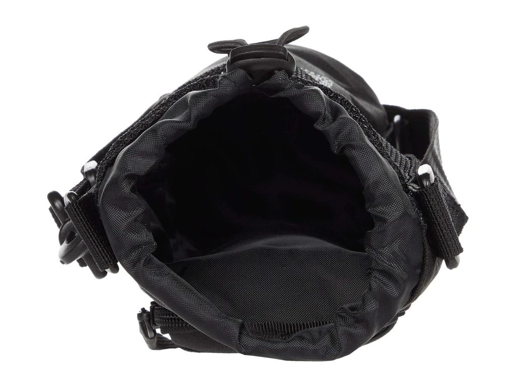商品Adidas|Hydration Crossbody Water Bottle Sling Bag,价格¥135,第3张图片详细描述