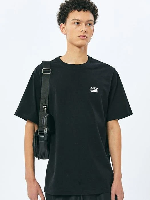 商品EZIO|Essential Logo Short Sleeve Shirt _ Black,价格¥429,第2张图片详细描述