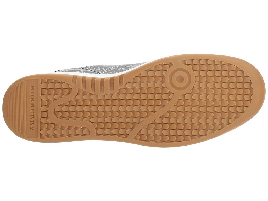 商品Burberry|Timsbury Sneaker,价格¥1192,第3张图片详细描述
