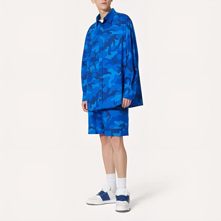 商品[国内直发] Valentino|华伦天奴 FW22 迷彩刺绣Logo棉质宽松衬衫 男款 蓝色,价格¥15890,第3张图片详细描述