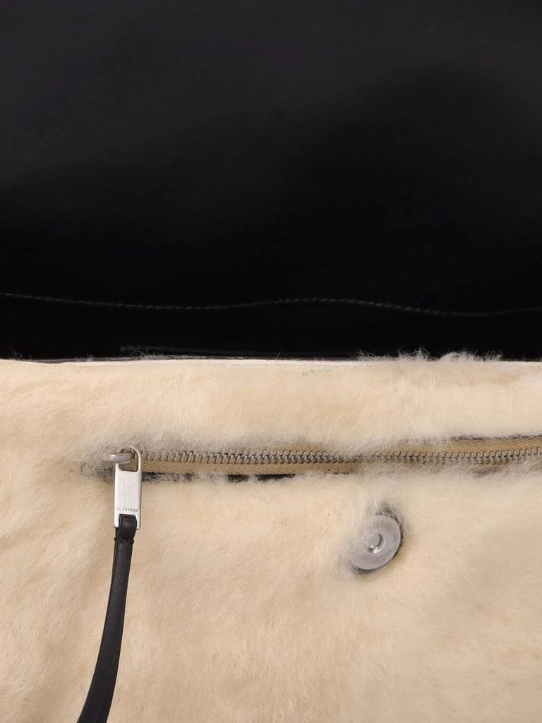 商品Jil Sander|Medium Utility Shearling Crossbody Bag,价格¥6511,第5张图片详细描述