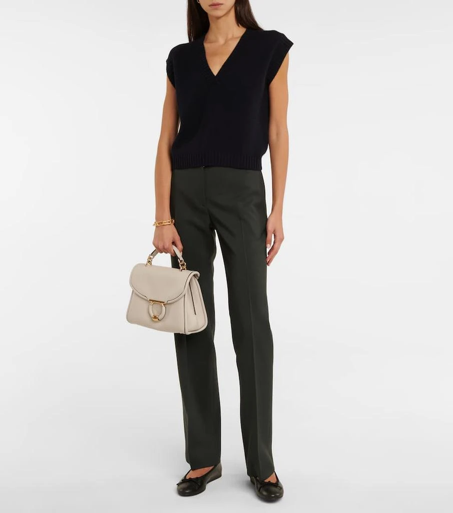 商品Salvatore Ferragamo|Gancini皮革托特包,价格¥11838,第5张图片详细描述