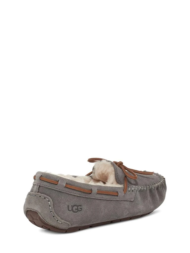 商品UGG|10mm Dakota Shearling Loafers,价格¥888,第3张图片详细描述