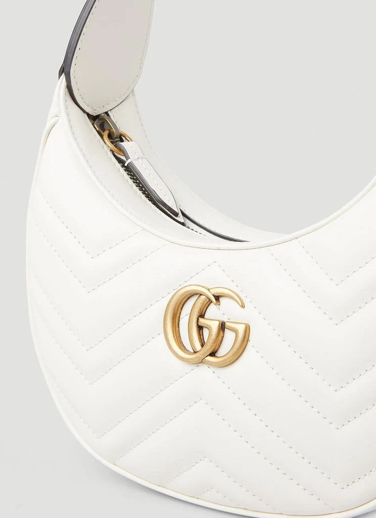 商品Gucci|GG Marmont Half-Moon Mini Shoulder Bag,价格¥8974,第5张图片详细描述