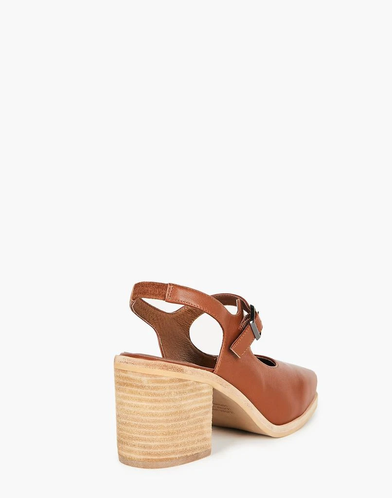 商品Madewell|Intentionally Blank Leather Office Mary Jane Slingbacks in Cognac,价格¥1583,第2张图片详细描述