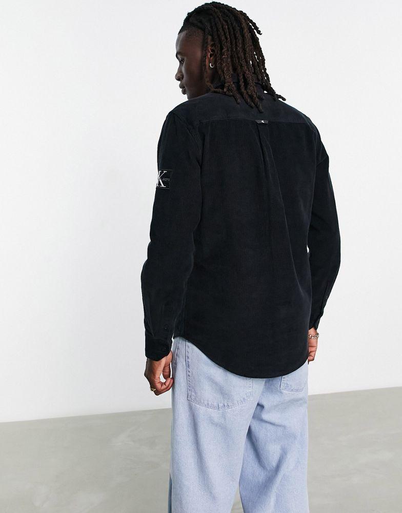 Calvin Klein Jeans monologo badge corduroy shirt in black商品第2张图片规格展示