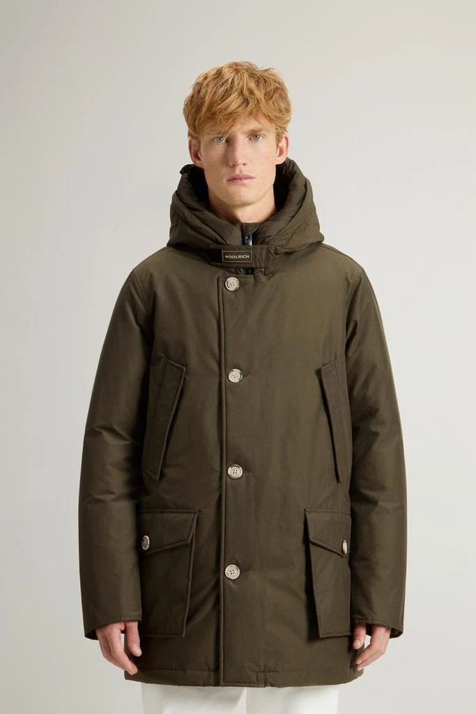 商品Woolrich|Arctic Parka in Ramar Cloth - Men - Beige,价格¥4827,第1张图片