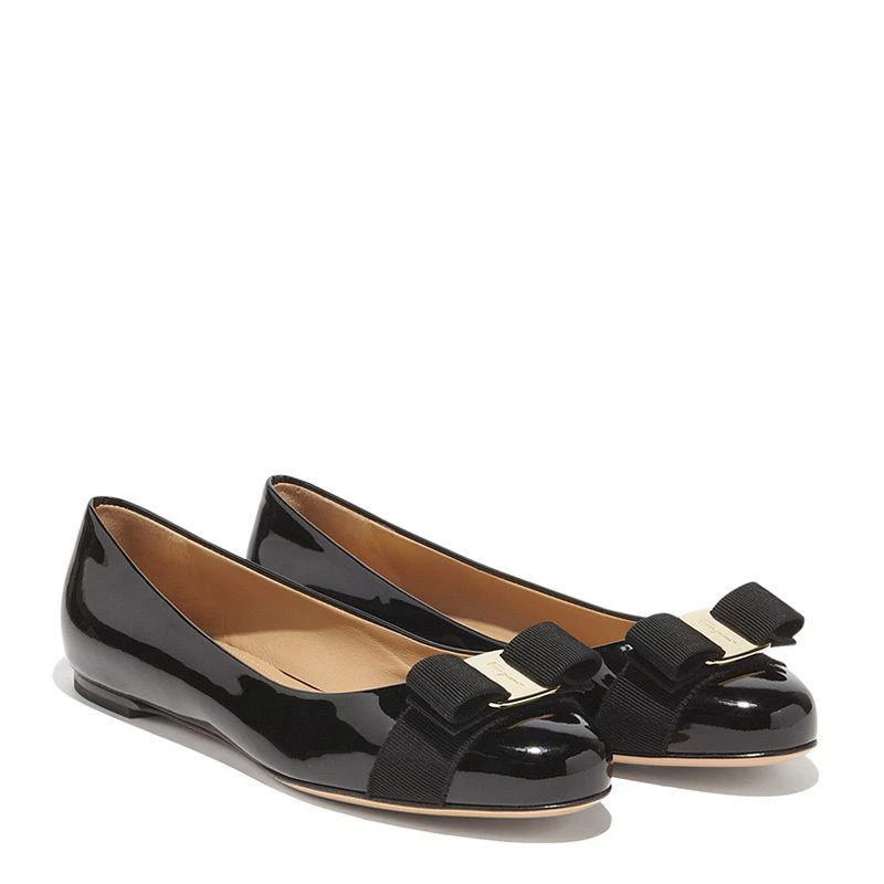 商品Salvatore Ferragamo|香港直邮Ferragamo菲拉格慕女士黑色亮面牛皮单鞋01A181574556,价格¥5310,第3张图片详细描述