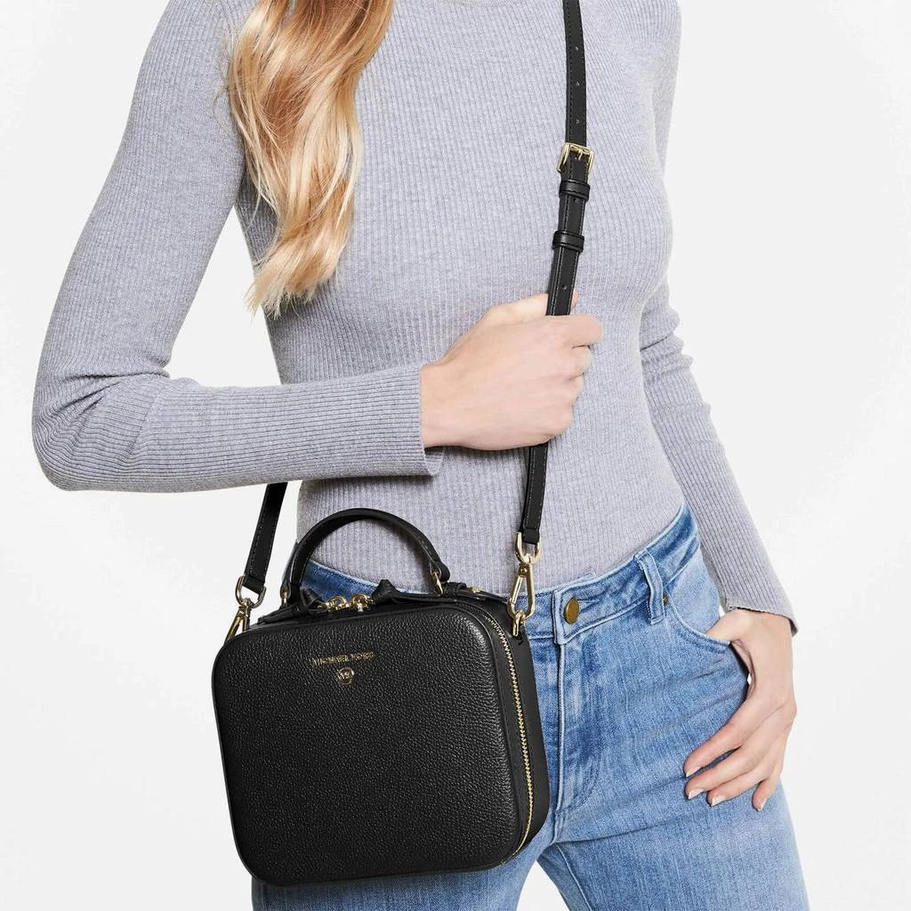 商品Michael Kors|MICHAEL Michael Kors Women's Jet Set Charm Medium Cross Body Bag - Black,价格¥1408,第2张图片详细描述