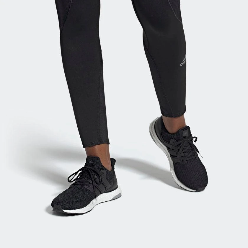 商品Adidas|Women's adidas Ultraboost 4.0 DNA Shoes,价格¥1139,第2张图片详细描述