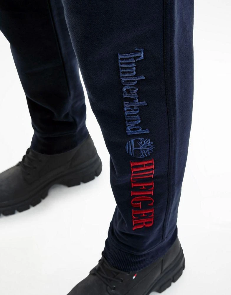 商品Tommy Hilfiger|Tommy Hilfiger x Timberland capsule logo leg joggers in navy,价格¥817,第3张图片详细描述