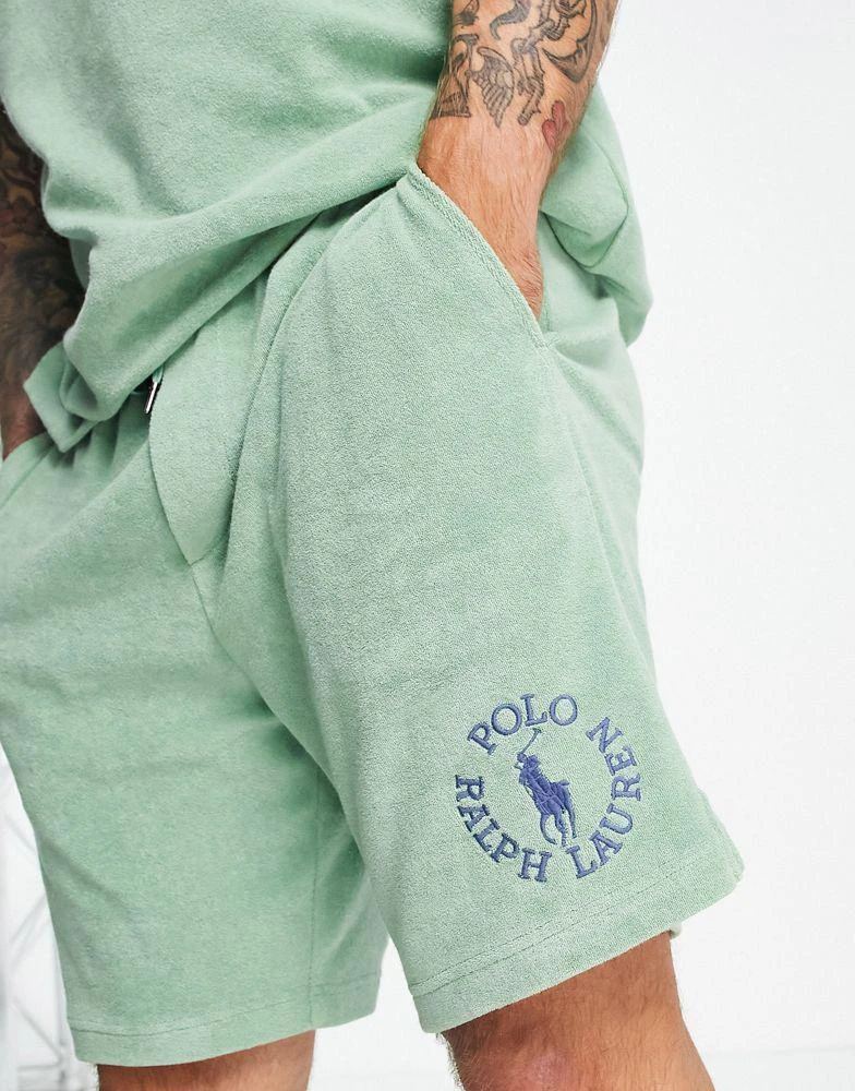 商品Ralph Lauren|Polo Ralph Lauren x ASOS exclusive collab terry towelling shorts in green with small circle logo,价格¥865,第3张图片详细描述