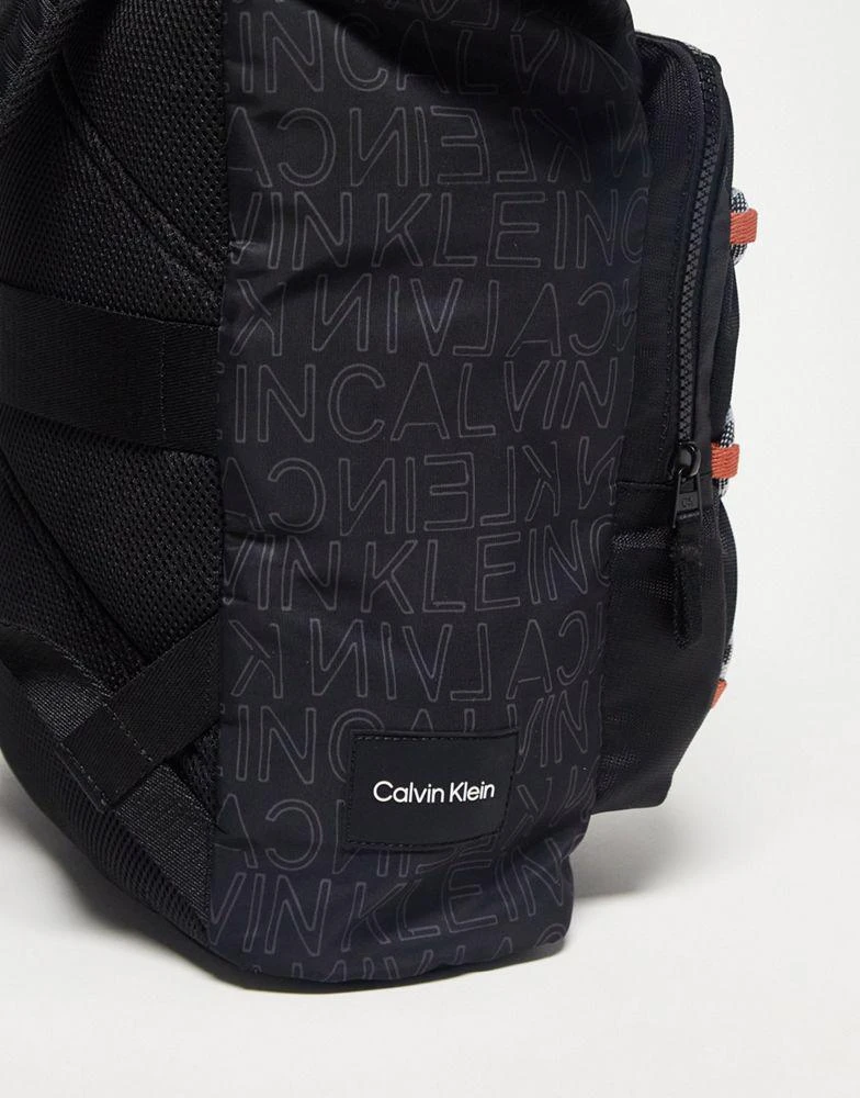 商品Calvin Klein|Calvin Klein hike roll top backpack in black,价格¥646,第3张图片详细描述