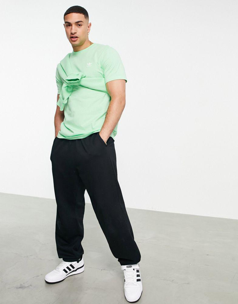 adidas Originals Trefoil Essentials logo t-shirt in mint green商品第4张图片规格展示