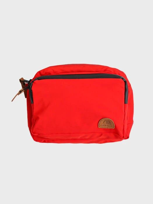 商品ANOTHER LEADER|Leader Hip Sack Red,价格¥365,第2张图片详细描述