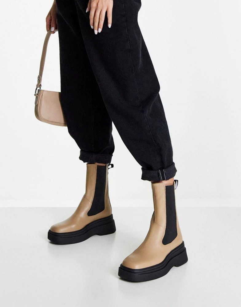 商品Vagabond|Vagabond Carla elastic side leather flatform chelsea boots in lark,价格¥616,第3张图片详细描述