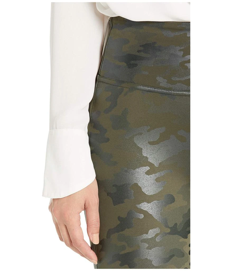 商品SPANX|Faux Leather Camo Leggings,价格¥345,第4张图片详细描述