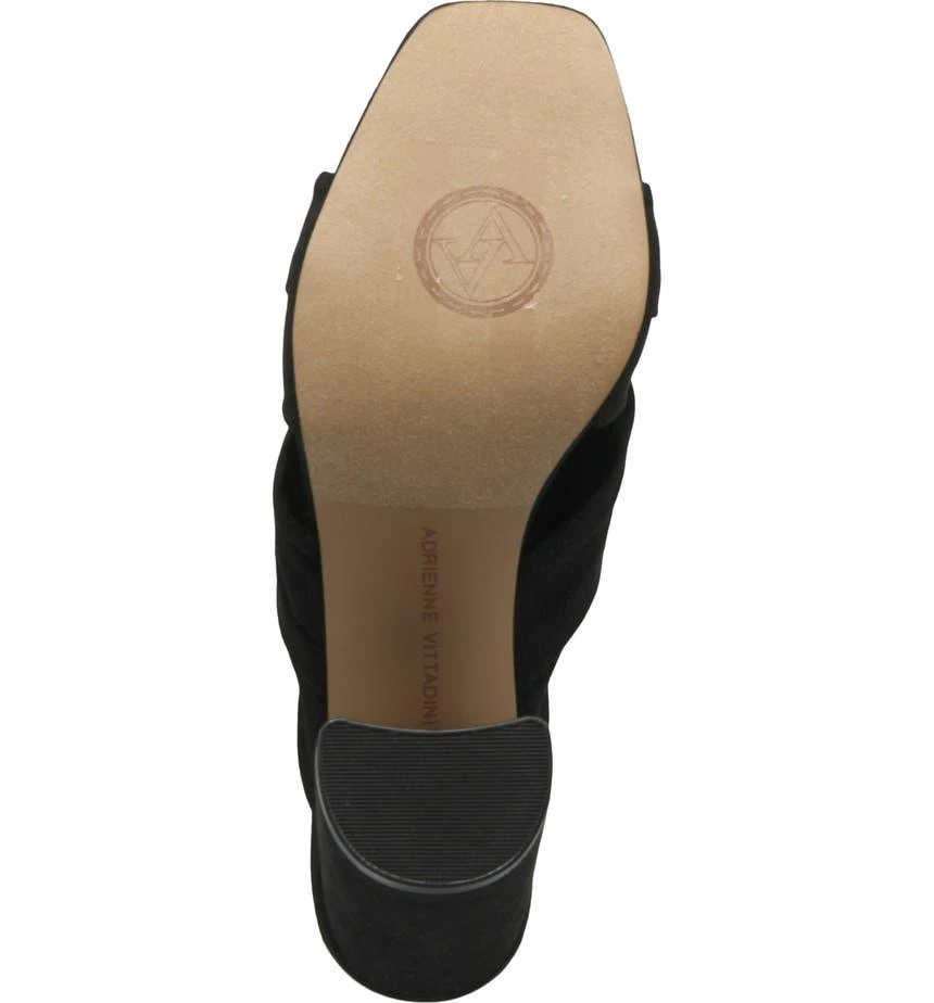 商品Adrienne Vittadini|Genie Crossover Sandal,价格¥104,第5张图片详细描述