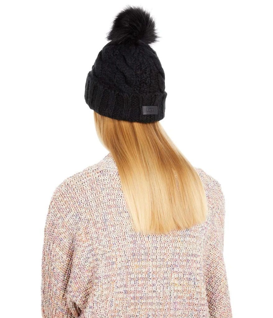 商品UGG|Knit Cable Beanie with Faux Fur Pom,价格¥411,第3张图片详细描述