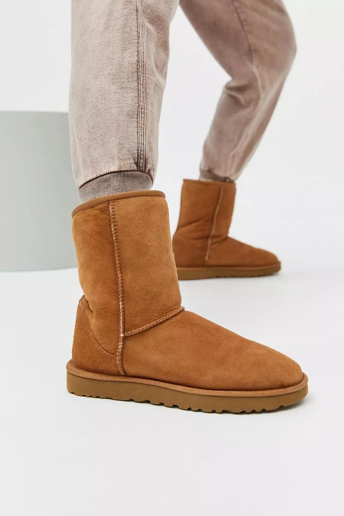 商品UGG|UGG 经典款中长款靴,价格¥1479,第1张图片