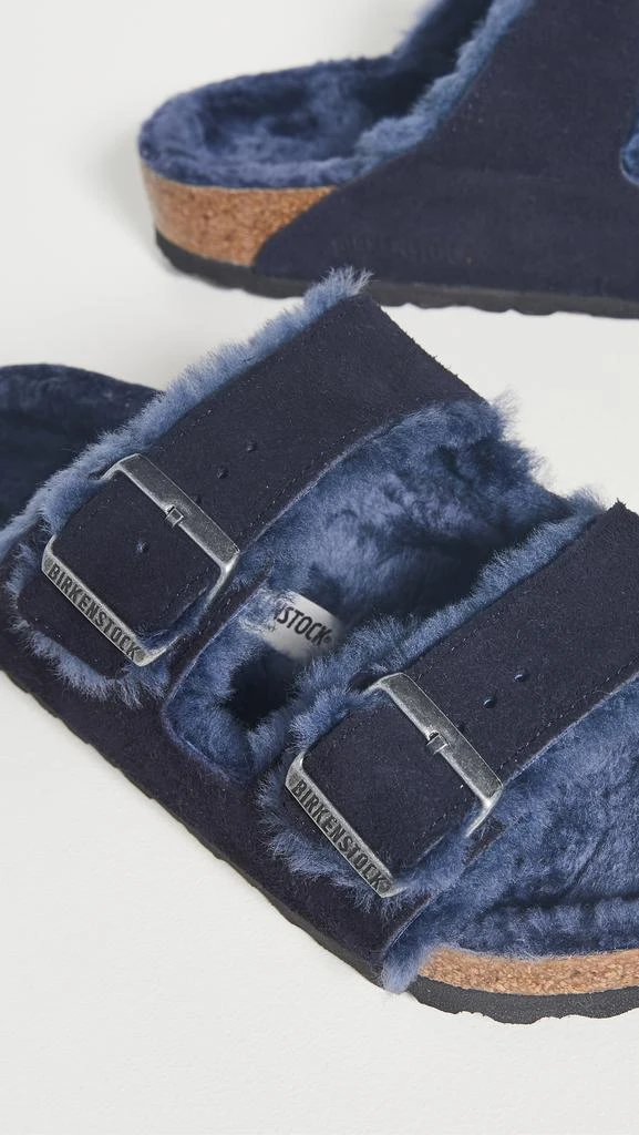 商品Birkenstock|Birkenstock Arizona Shearling Sandals,价格¥565,第4张图片详细描述