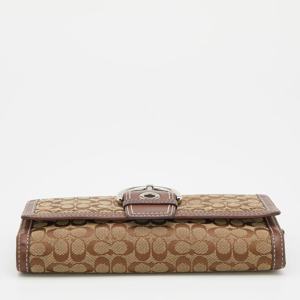 Coach Beige/Brown Signature Canvas and Leather Buckle Detail Continental Wallet商品第6张图片规格展示