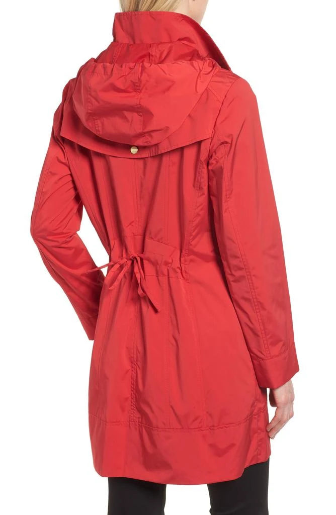 商品Cole Haan Signature|Back Bow Packable Hooded Raincoat,价格¥759,第2张图片详细描述