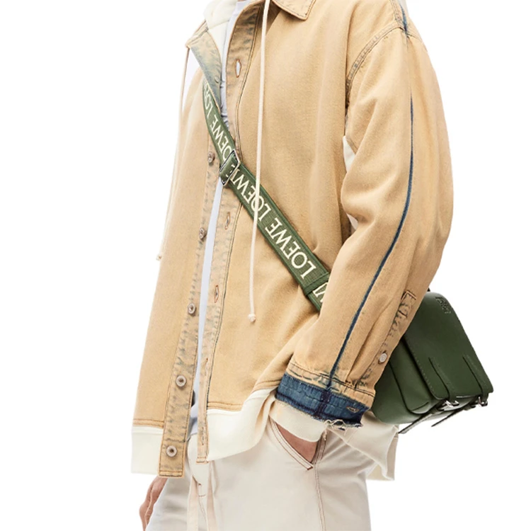 商品[国内直发] Loewe|【23年春夏新款】 罗意威 可调式肩带磁扣开合柔软 牛皮 邮差包单肩斜挎包 超小号 男款 猎人绿,价格¥11773,第8张图片详细描述