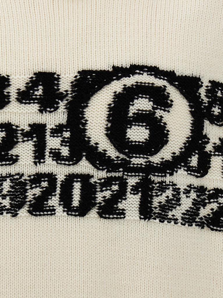76e1a49c-0ddb-3e92-9f22-