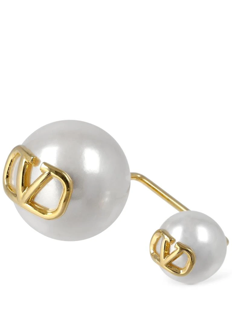 商品Valentino|V Logo Signature Faux Pearl Brooch,价格¥1873,第1张图片