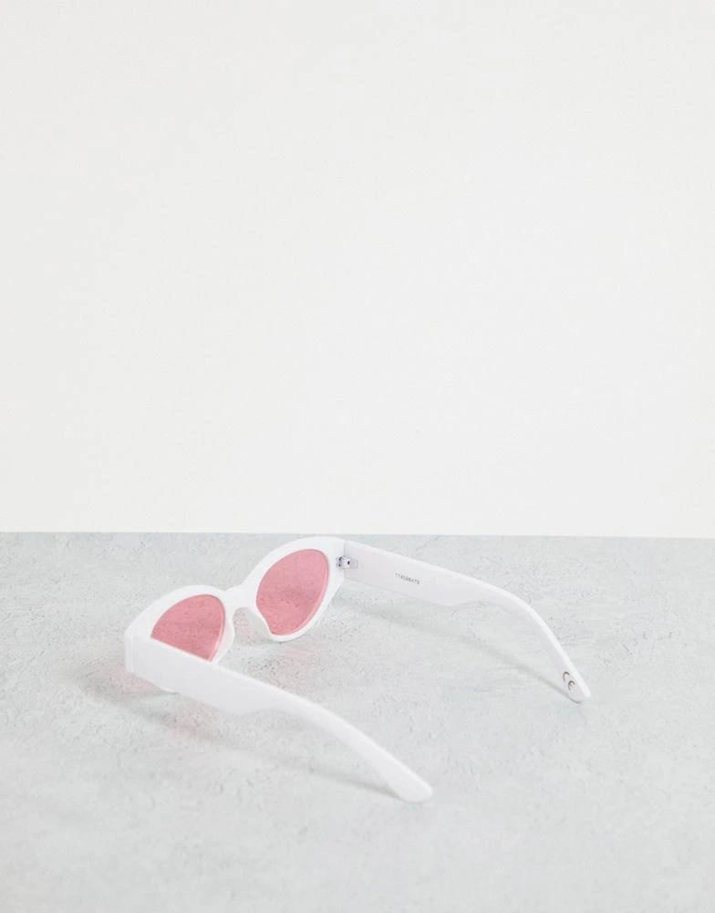 商品ASOS|ASOS DESIGN retro oval sunglasses with pink lens in white - WHITE,价格¥63,第3张图片详细描述