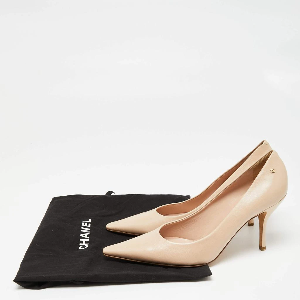 Chanel Beige Leather CC Pointed Toe  Pumps Size 41 商品