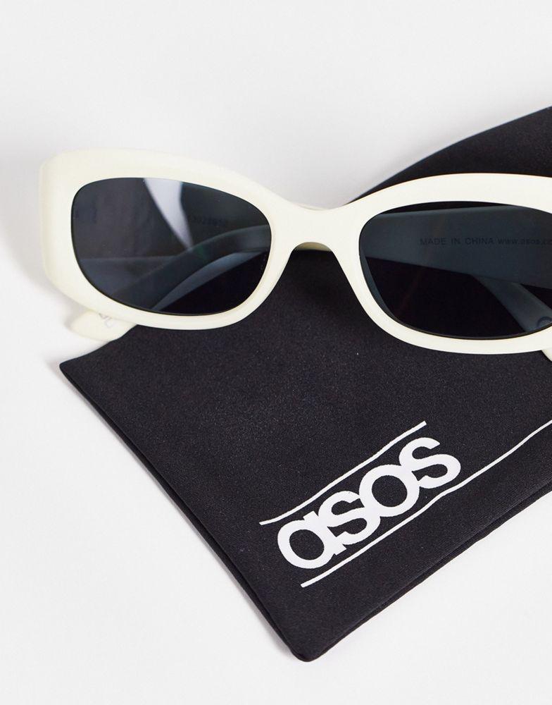 ASOS DESIGN 90s oval sunglasses in rubberised frame with smoke lens  - BEIGE商品第4张图片规格展示