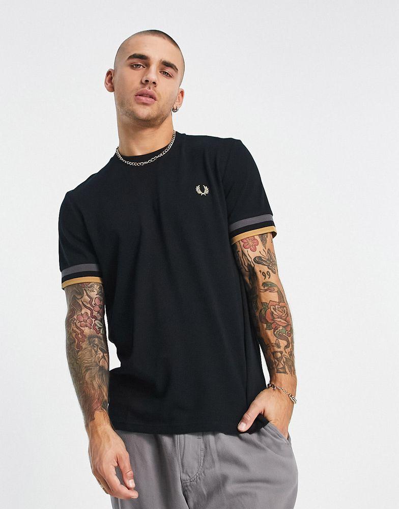 Fred Perry pique t-shirt in black商品第3张图片规格展示