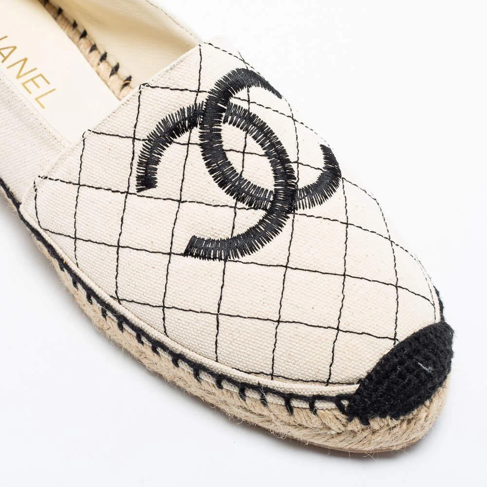 Chanel Beige Canvas Biarritz CC Espadrilles Size 39 商品