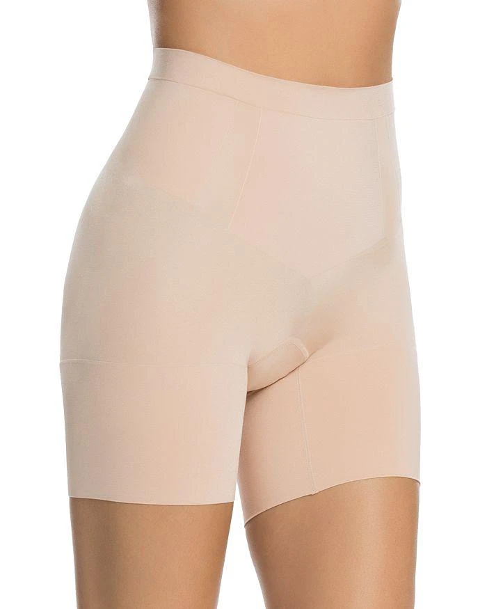 商品SPANX|OnCore Mid-Thigh Shorts,价格¥477,第1张图片