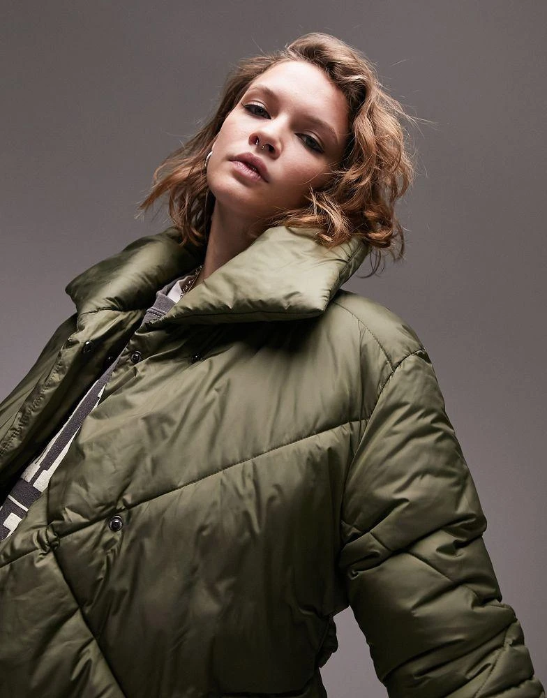 商品Topshop|Topshop mid length tie belted puffer jacket in forest green,价格¥391,第4张图片详细描述