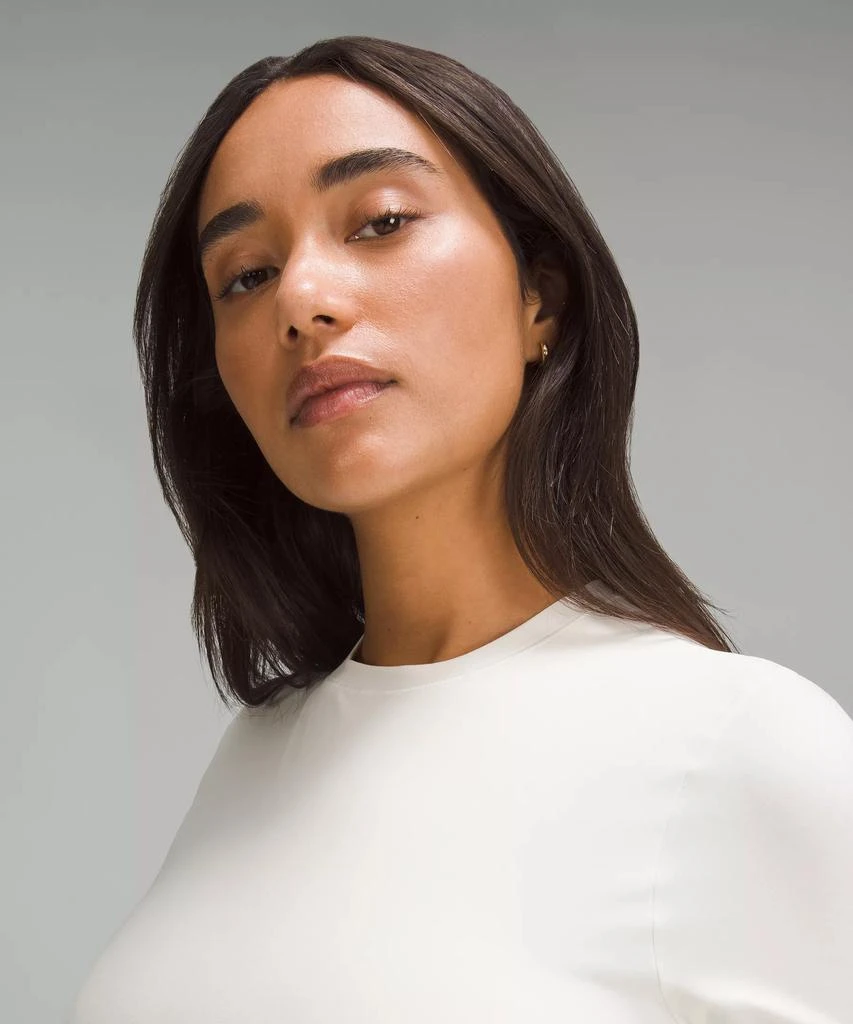 Wundermost Ultra-Soft Nulu Crewneck Cropped T-Shirt 商品