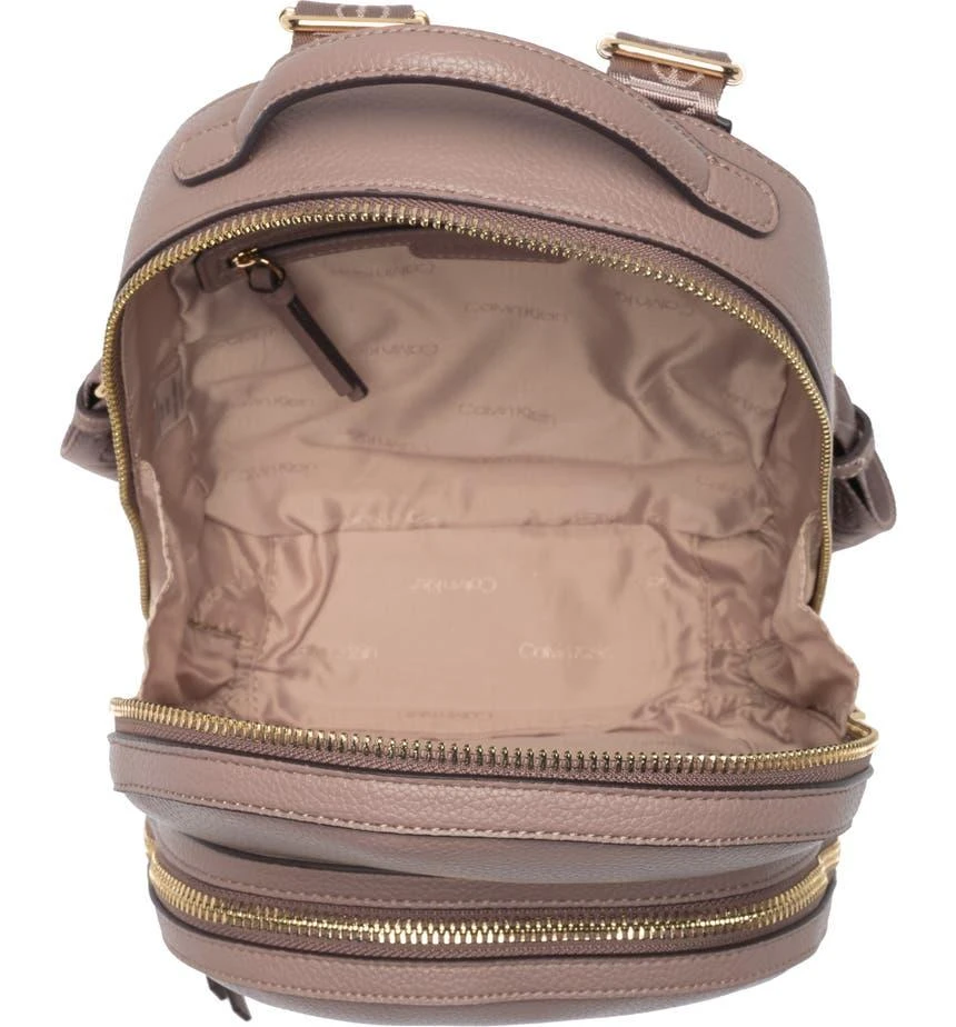 商品Calvin Klein|Estelle Backpack,价格¥675,第5张图片详细描述